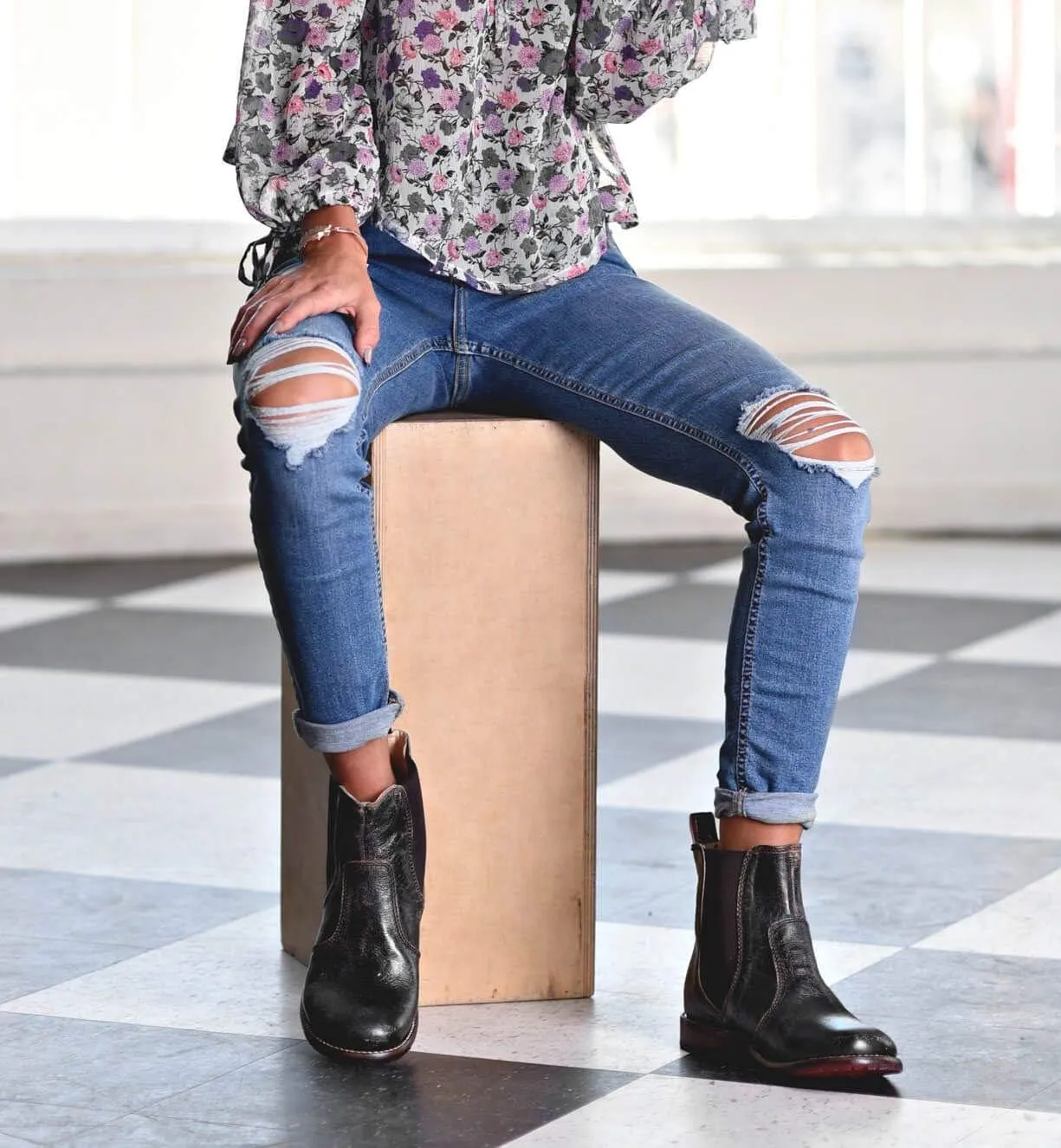 Bed:Stu Nandi Women's Boot