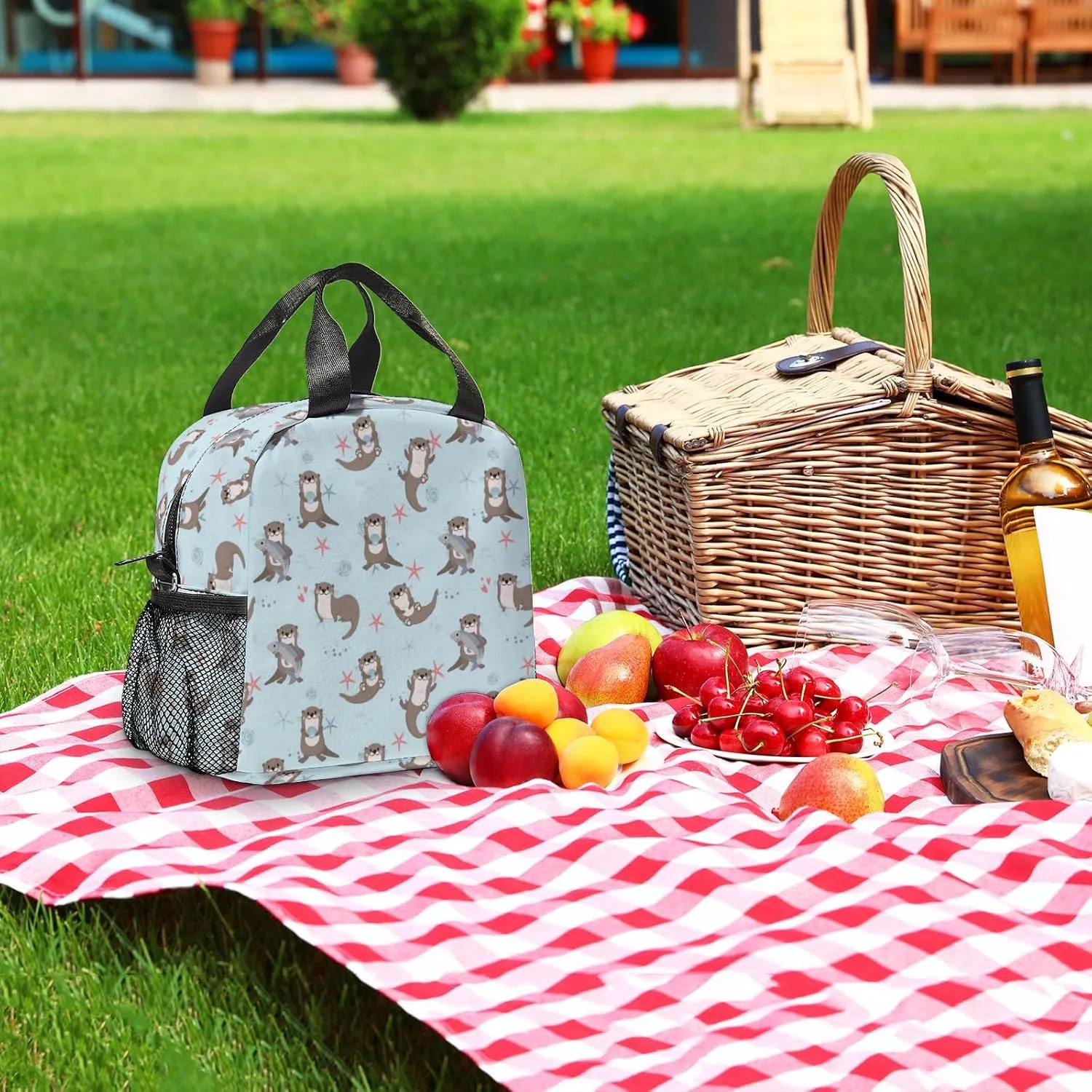 Lunch Bag Insulated Lunch Box Reusable/Washable/Durable Lunchbox Lightweight Lunch Tote Bag (Otter, One Size)