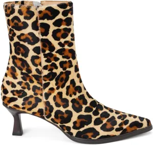 Matisse Womens Gabbie Leopard Print Pointed Toe Zippered Casual Boots Ankle Mid Heel 2-3" - Brown