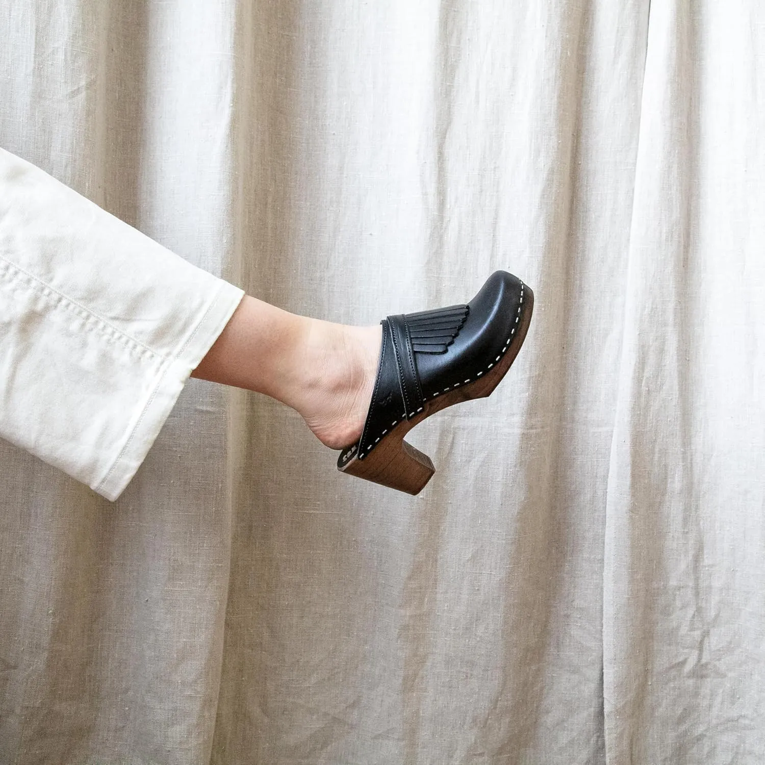 Sandgrens Handmade Swedish Wood Clogs for Women, High Rise Mule | Venice