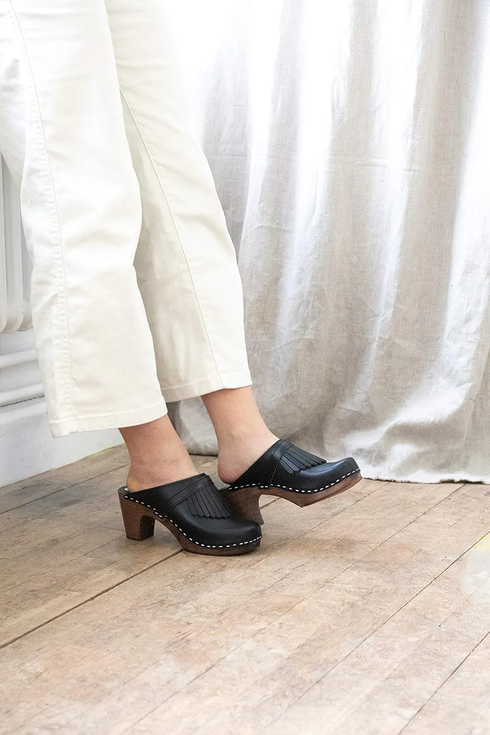 Sandgrens Handmade Swedish Wood Clogs for Women, High Rise Mule | Venice
