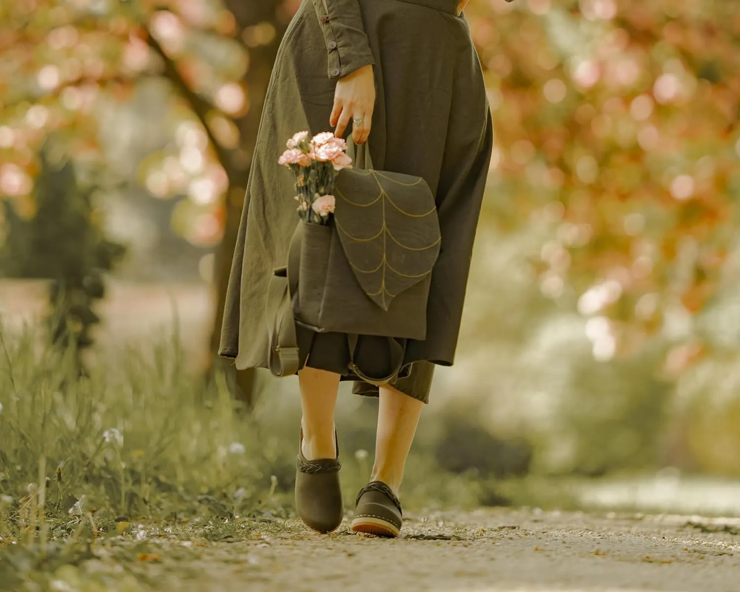 Sandgrens Handmade Swedish Wood Clogs for Women, Low Heel Mule | Brussels