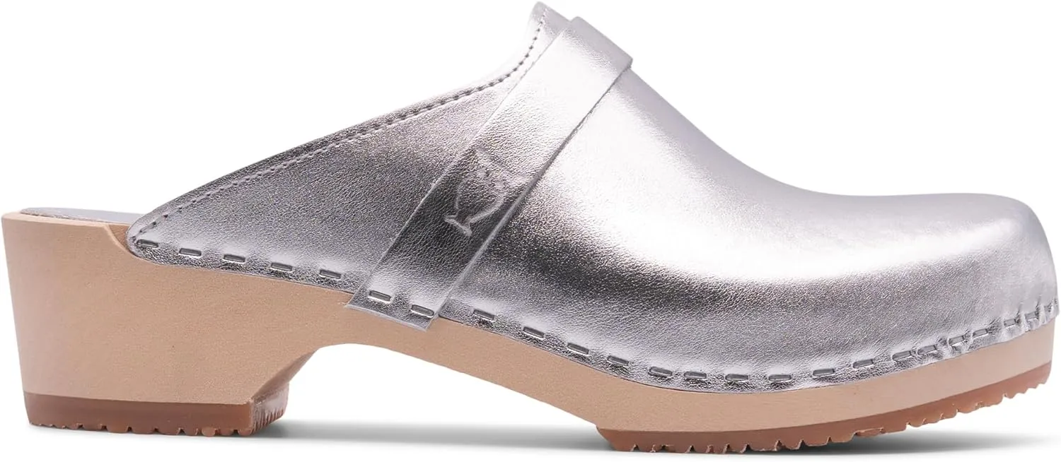Sandgrens Handmade Swedish Wood Clogs for Women, Low Heel Mule | Tokyo