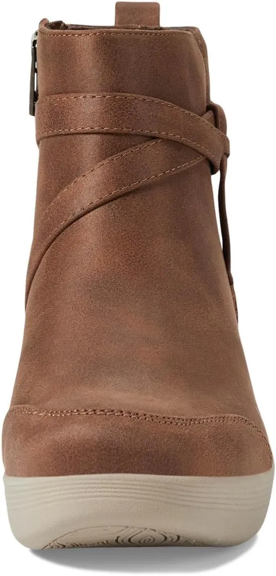 Skechers Women's Pier-lite-Everlasting Ankle Boot