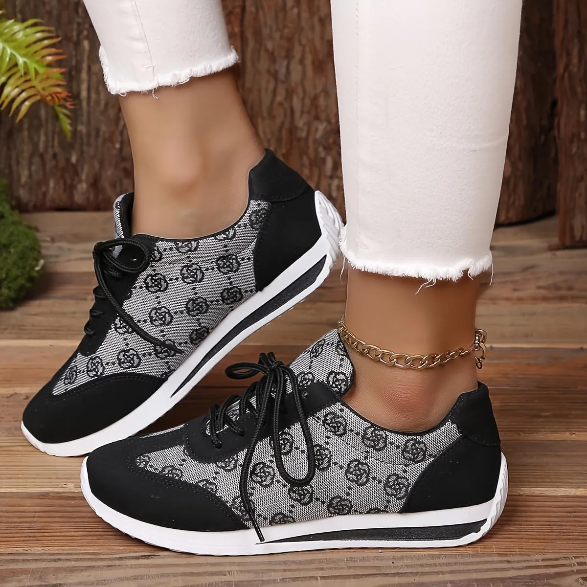 Women's Lace Up Low Top Sneakers,Comfortable and Breathable Walking Running Shoes