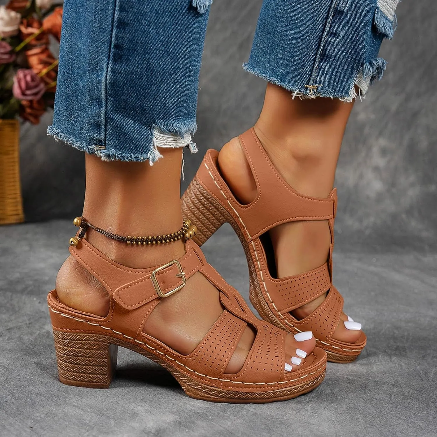 ZSpzx Chunky Heels Sandals for Women 2025 Peep Toe T-strap Strappy Cutout Block Sandal Ladies Cushion Footbed Recovery Orthopedic Casual Slingback Comfortable Shoes for Daily Wear Outdoor Indoor